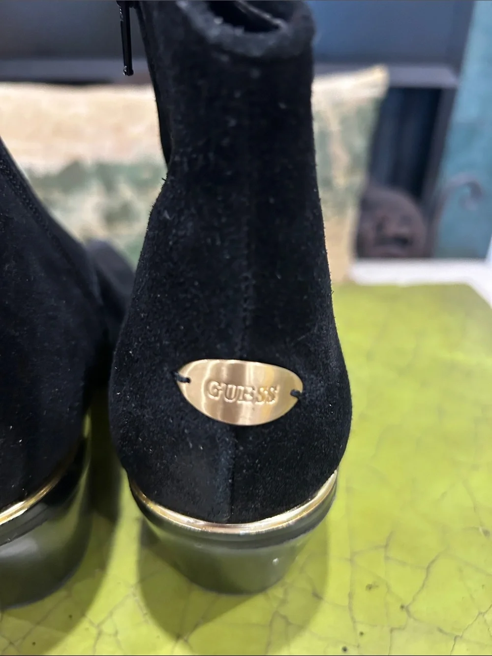 Guess - 8.5 Black Suede Pointed Toe Ankle Boots with Side Zipp NWOT